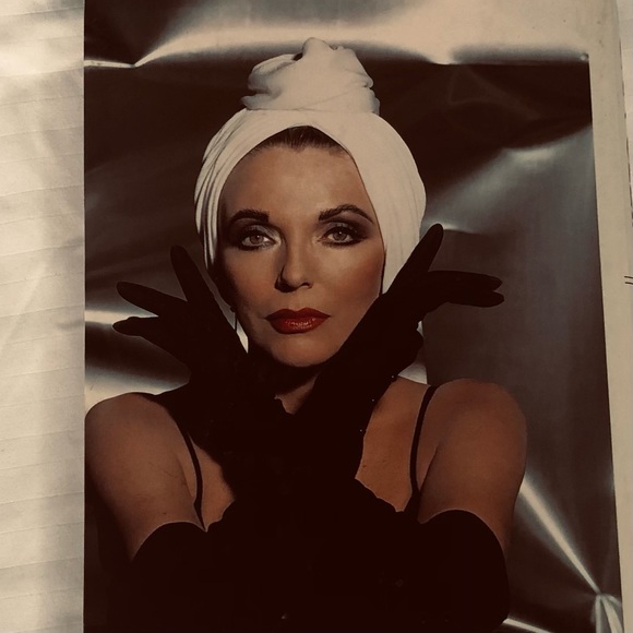 Love Desire and Hate Double Day Book Club hardback book written by Joan Collins - Picture 4 of 4